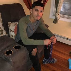 Meet your Posher, Carlos